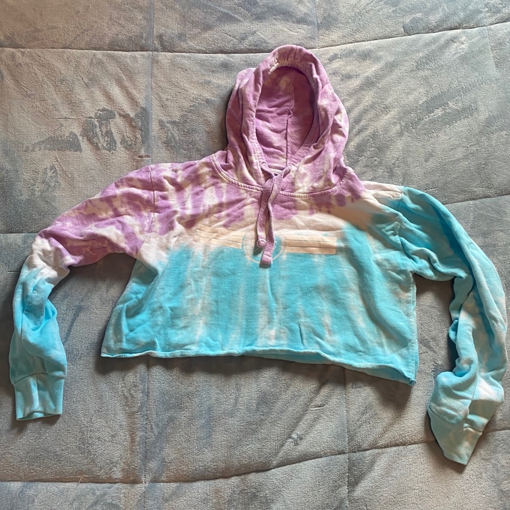 Sand cloud Blue and purple tie dyed cropped hoodie